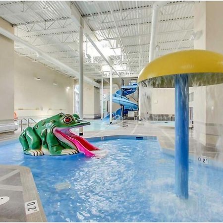 Luxury Two Queen Beds Condo - Grande Rockies Resort Indoor Parking Pool Hot Tub Gym キャンモア エクステリア 写真