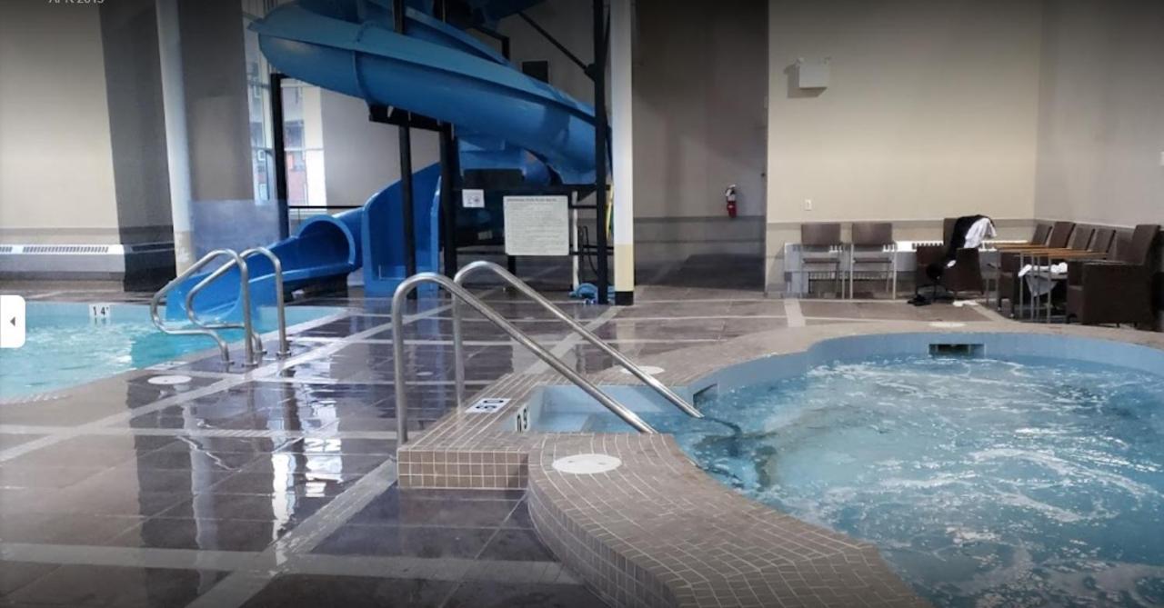 Luxury Two Queen Beds Condo - Grande Rockies Resort Indoor Parking Pool Hot Tub Gym キャンモア エクステリア 写真