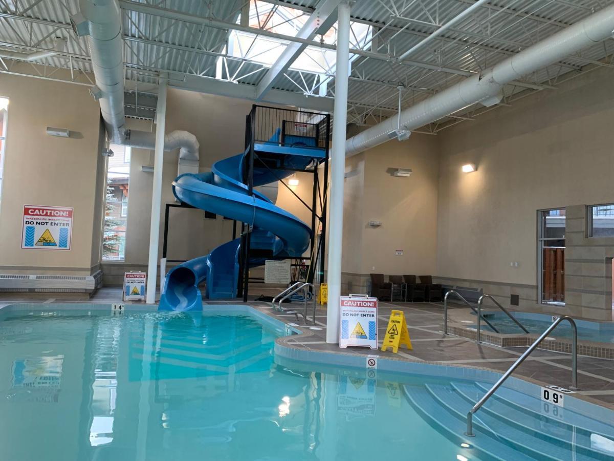 Luxury Two Queen Beds Condo - Grande Rockies Resort Indoor Parking Pool Hot Tub Gym キャンモア エクステリア 写真