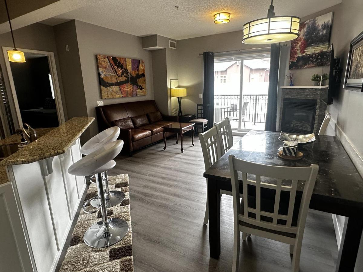 Luxury Two Queen Beds Condo - Grande Rockies Resort Indoor Parking Pool Hot Tub Gym キャンモア エクステリア 写真