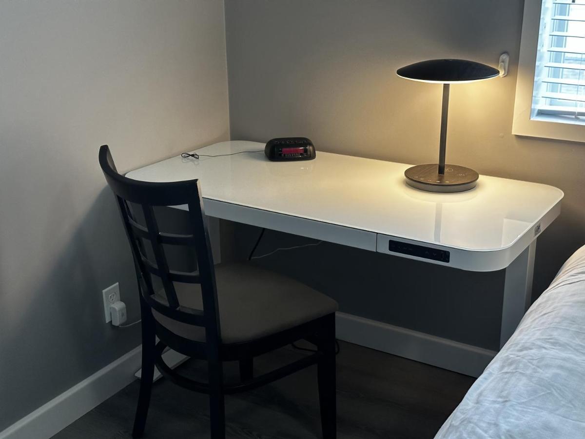Luxury Two Queen Beds Condo - Grande Rockies Resort Indoor Parking Pool Hot Tub Gym キャンモア エクステリア 写真