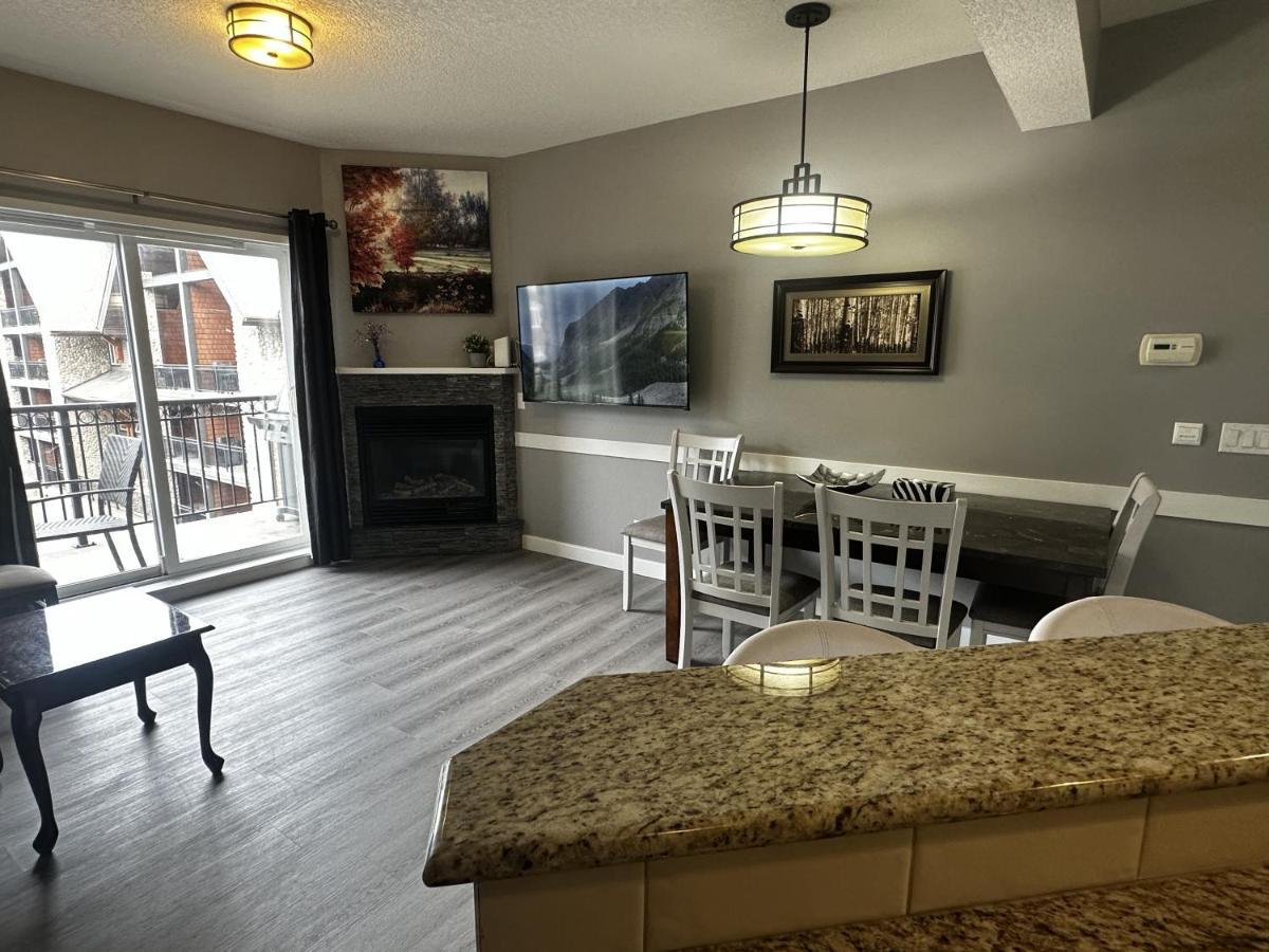 Luxury Two Queen Beds Condo - Grande Rockies Resort Indoor Parking Pool Hot Tub Gym キャンモア エクステリア 写真